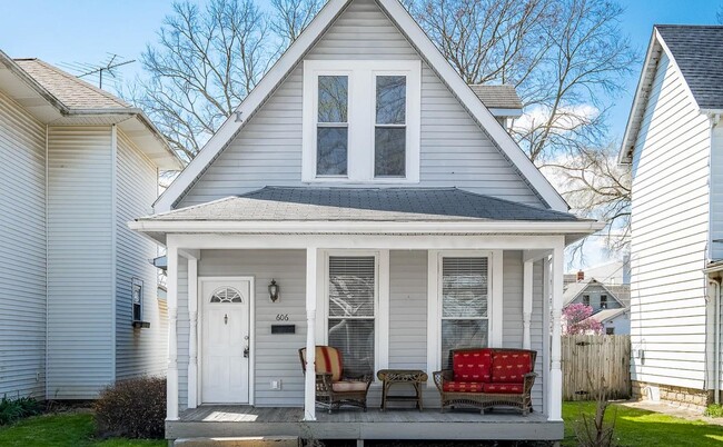 Photo - 606 California St