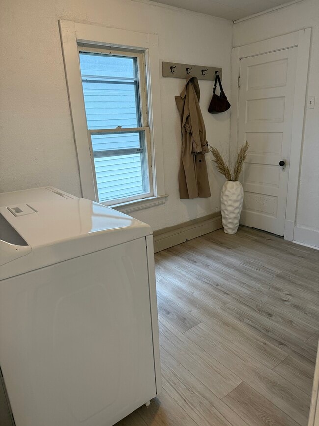 Photo - 1825 Clover Ave Unidad 2