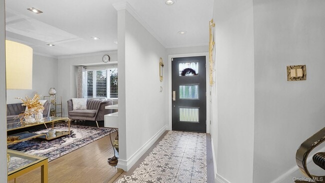 5 Crabapple Ln