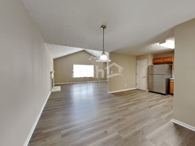 Photo - 1030 J Dorothy Pl