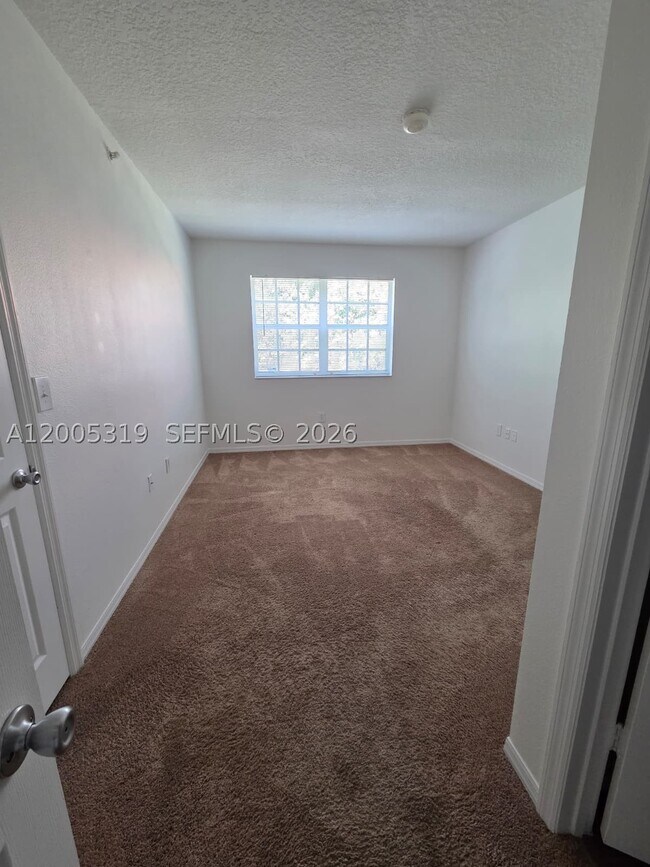 11730 SW 2nd St Unit 12208