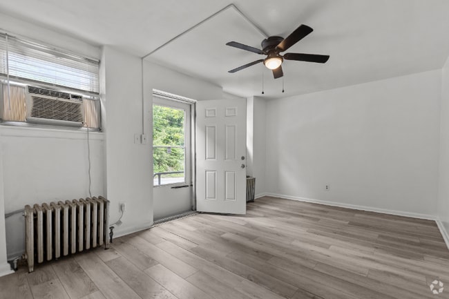Building Photo - 1088 Milltown Rd Rental
