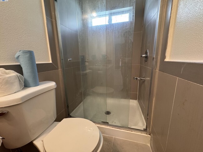 Photo - 1527 77th Ave