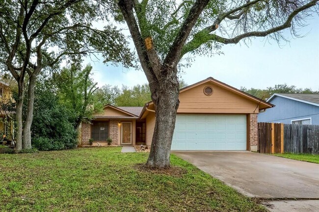 Photo - 8400 Horton Trail