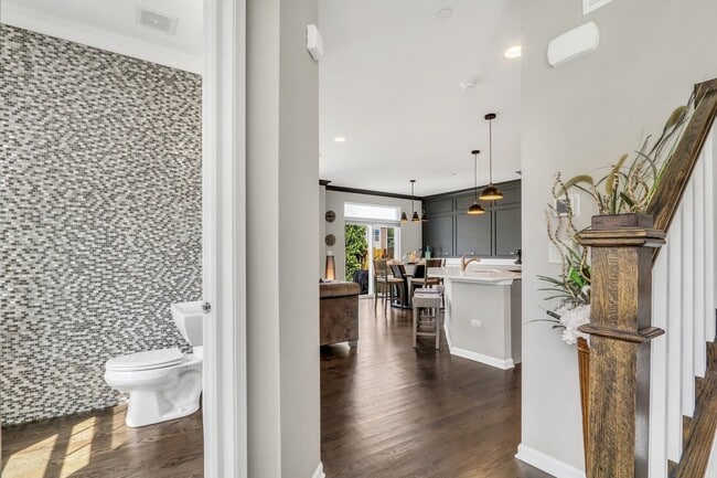 Photo - 3227 N Heritage Ln