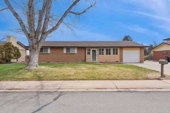 Photo - 2180 S Estes St