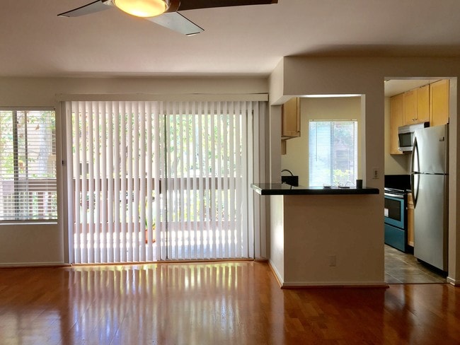 Balcony/ patio - 11112 Summertime Ln Unit 11112
