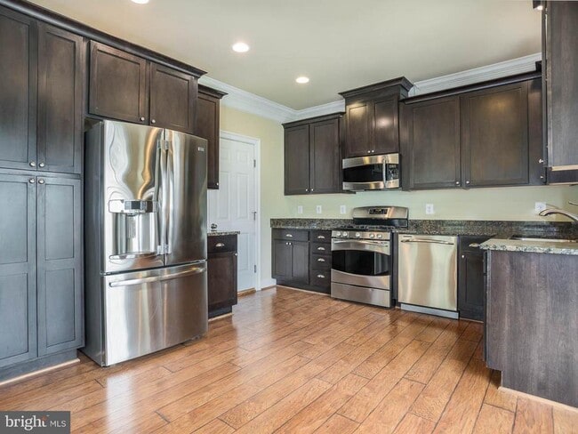 Photo - 220 Centennial Dr