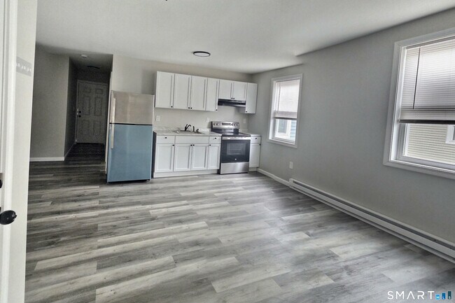 Photo - 36 2nd Ave Unidad 1B