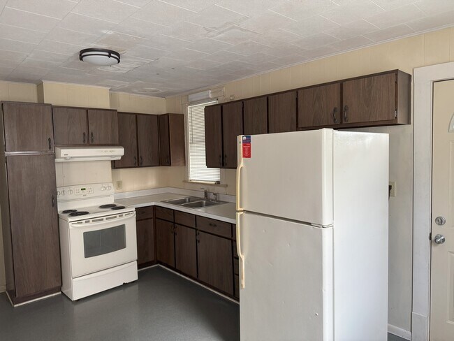 731 3rd Ave