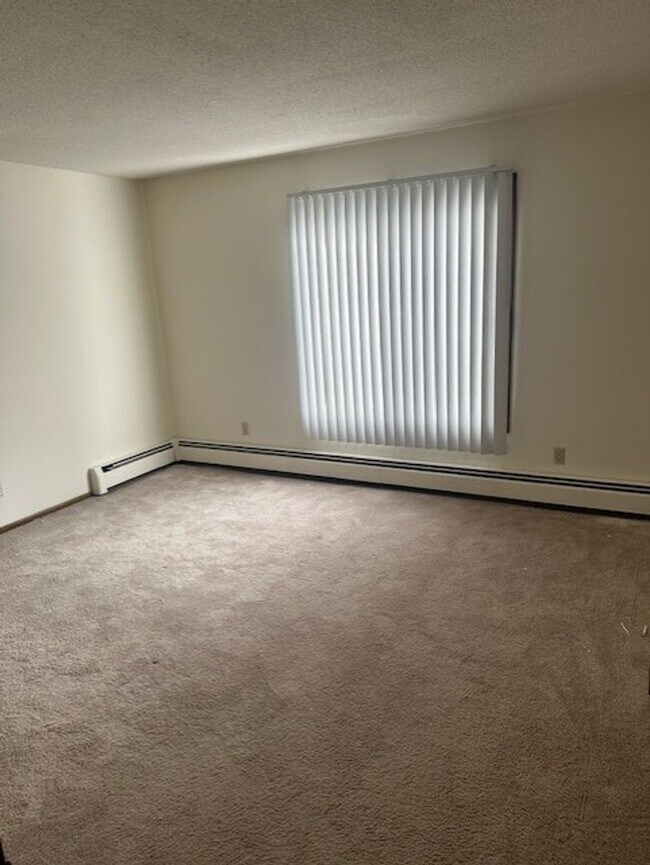 Photo - Xerxes Manor Apartments