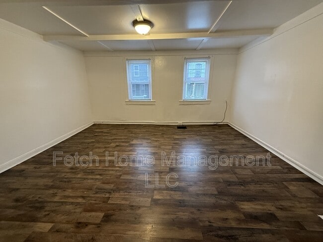 Photo - 457 Manor St