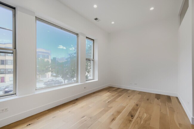 Photo - 6740 N Sheridan Rd Unit 2N