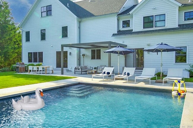 Photo - 17 Stony Brook Rd