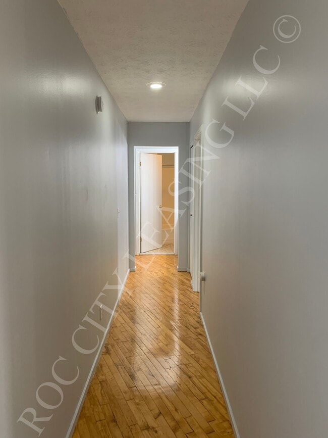 Photo - 214-216-216 Andrews St Unit B Series