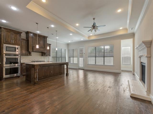 3004 Deansbrook Dr