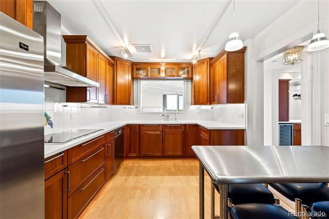 1900 E Girard Pl Unit 1007