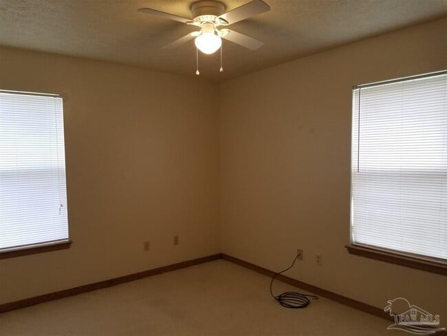 Photo - 308 E Strong St