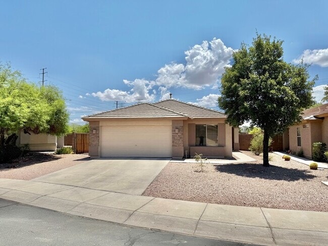 Building Photo - Golf Course Lot! Rental
