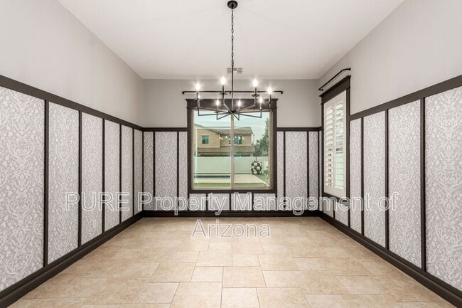 Photo - 3087 E Maplewood Ct