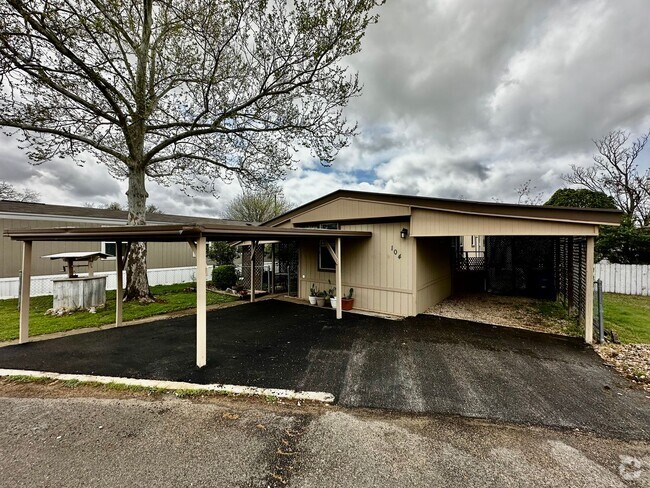 Building Photo - 2/2 Mobile Home
