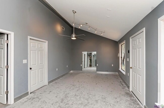 Photo - 1867 Stafford Dr Unit B