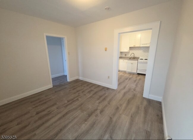 Photo - 161 Union Ave