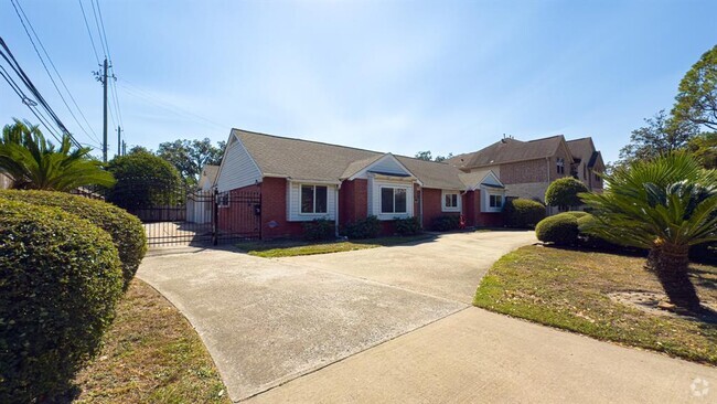 Building Photo - 12303 Barryknoll Ln Rental