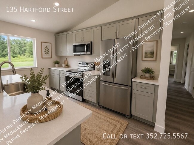 135 Hartford St