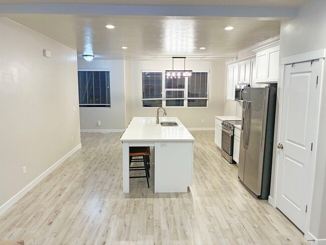 Photo - 778 W Bronze Leaf Rd