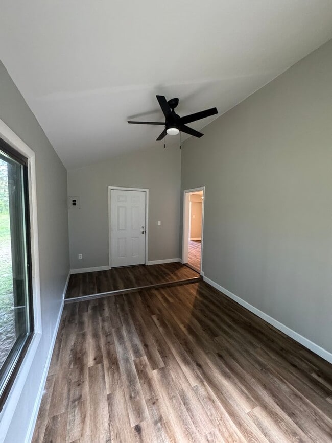 Photo - 10523 Williamson Rd