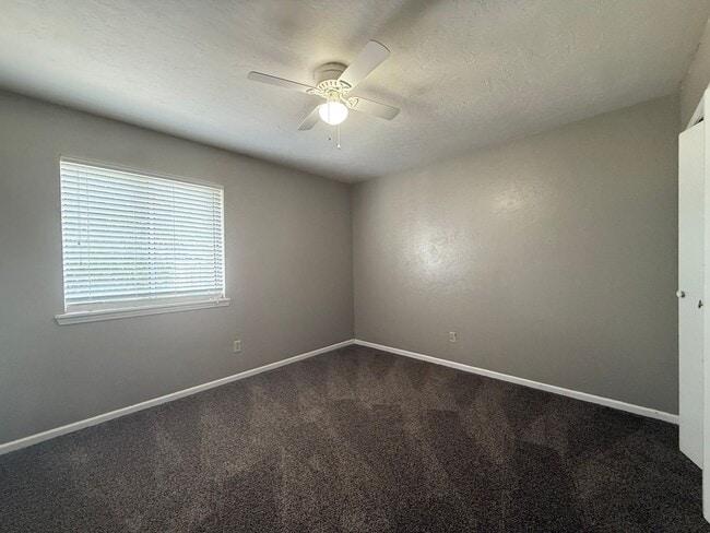 Photo - Upstairs unit on the Golf Course!!! Unit D