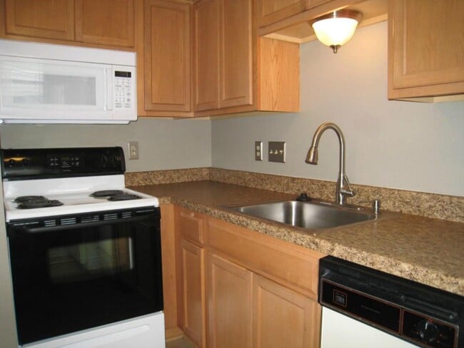 Photo - 2500 Burleson Rd Unit 402