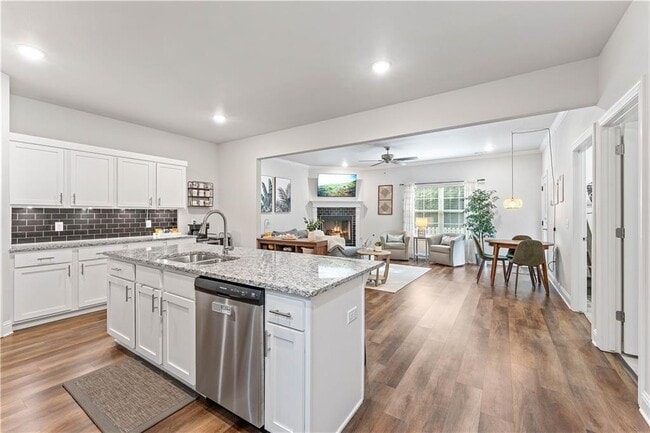 Photo - 4407 SW Bison St