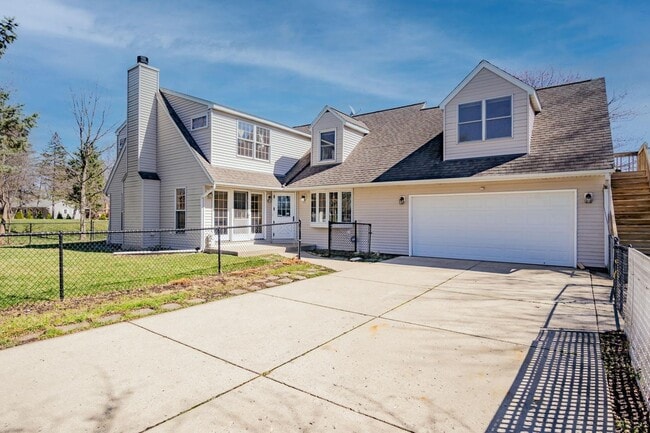 Photo - 313 West St Unit Suite #1