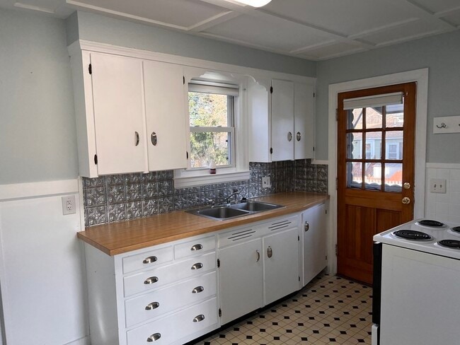 Photo - 271 N Washington St Unit 2