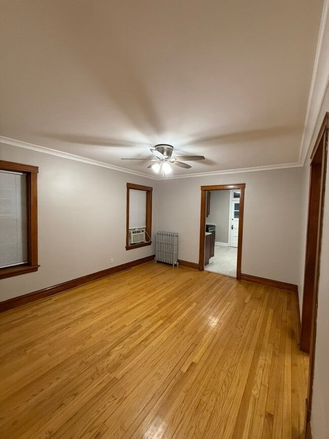 Photo - 5545 N Luna Ave Unit 1