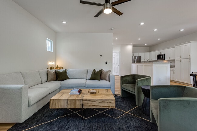 2501B Whites Creek Pike
