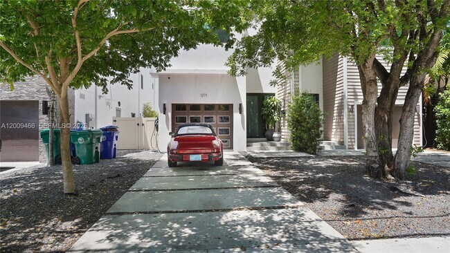 Photo - 1371 SW 22nd Terrace