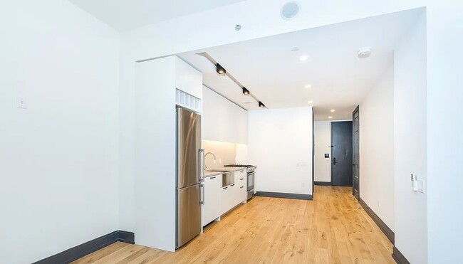 Photo - 42-22 27th St Unit Long Island City
