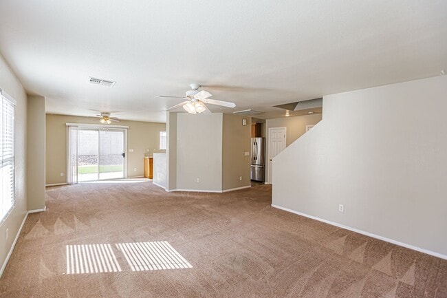 Photo - 4 Bedroom home located in Silverado Ranch