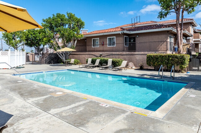 Building Photo - Casa Pacifica Apartment Homes