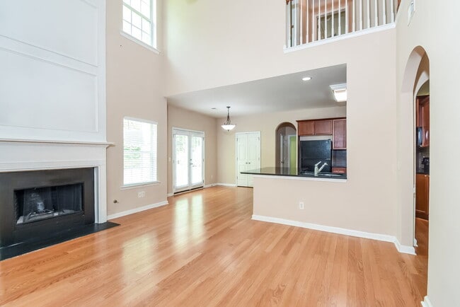 Photo - 410 Deepstream Crossing