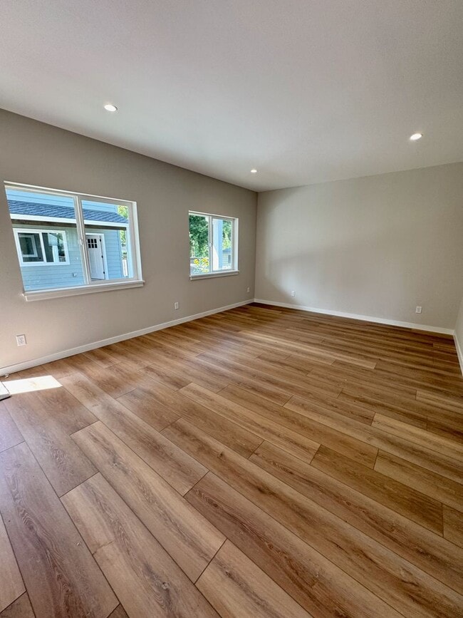 Photo - Newly Built 3 Bed, 2.5 Bath Cottage Homes ...