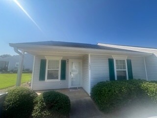 Building Photo - 1632 Summerwoods Cir Rental