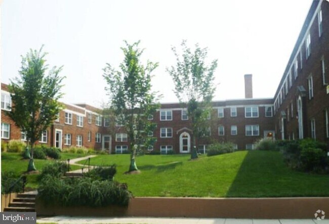 Building Photo - 203 16th St NE Unit 3 Rental