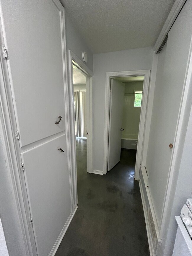 Photo - 210 E Parkway Dr Unit D
