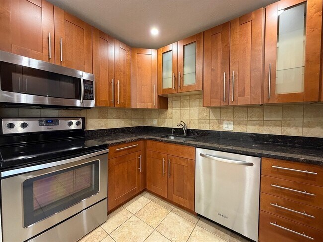 Photo - 383 Langley Rd Unidad 11