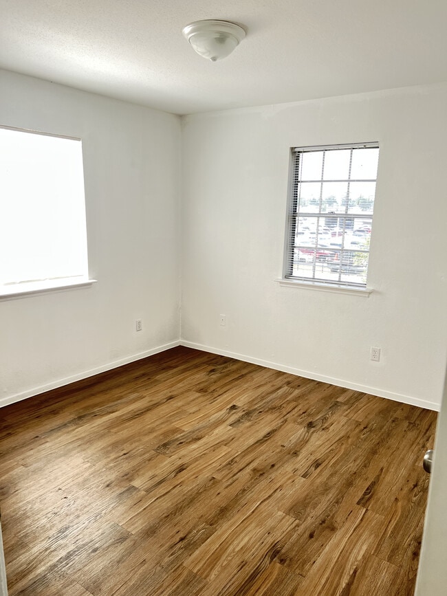 Pinewood Townhomes