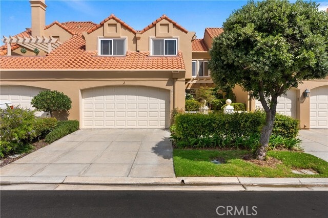Building Photo - 6121 Greenbrier Dr Rental